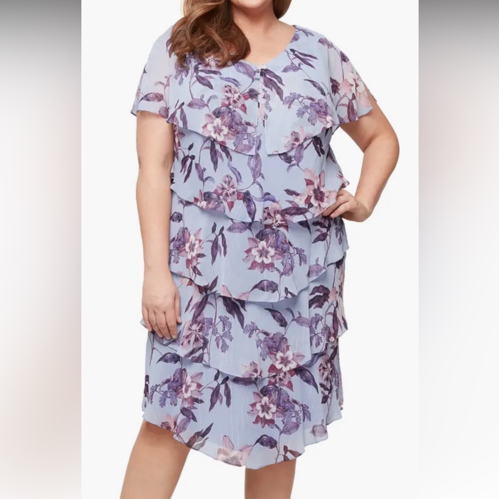 SLNY Floral Ruffle Tiered Chiffon Cocktail Dress